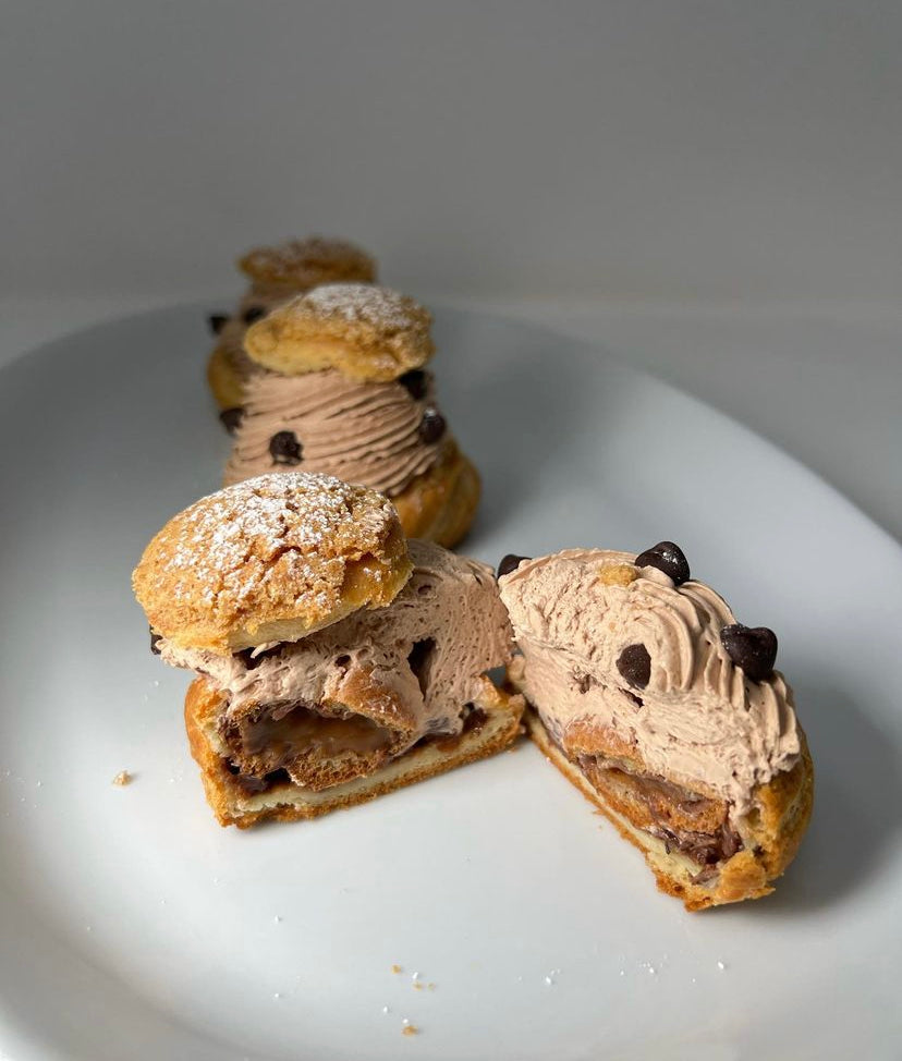 French Choux - Caramel & Praline